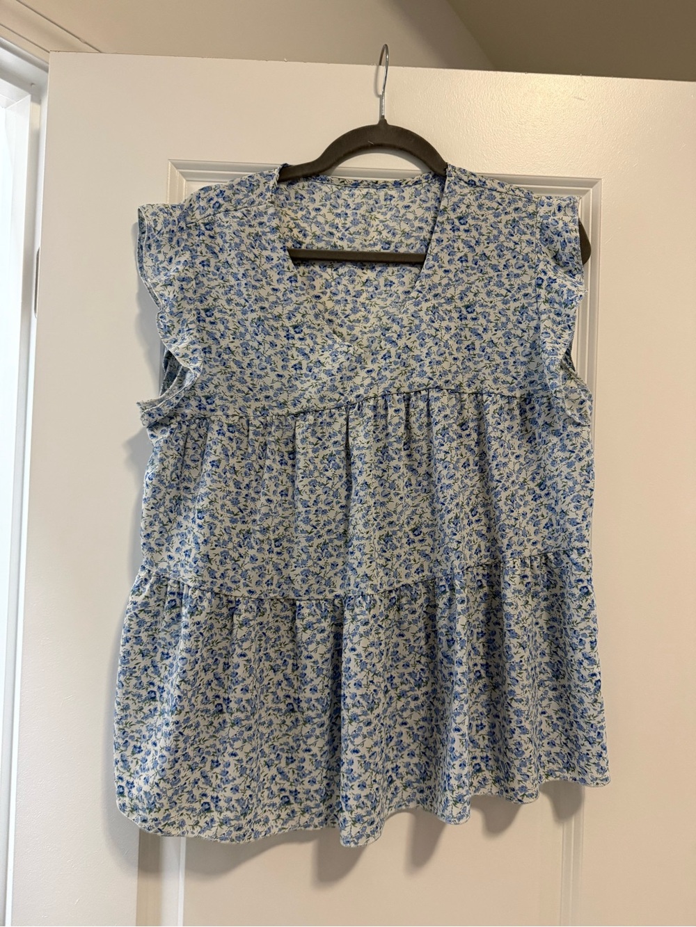 Blue Floral Tiered Sleeveless Blouse